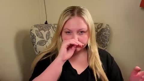 PhatAssBlond online show from 06/14/26, 05:31