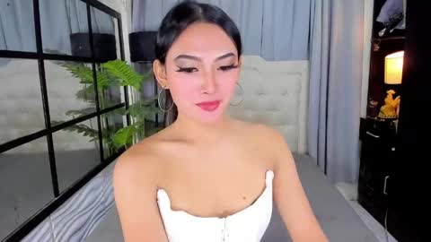Snapshot of phenomenal_ivy chatting on 06/06/26, 02:44 phenomenal_ivy online show from 06/06/26, 02:44