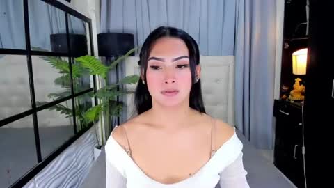 Snapshot of phenomenal_ivy chatting on 06/10/26, 10:47 phenomenal_ivy online show from 06/10/26, 10:47
