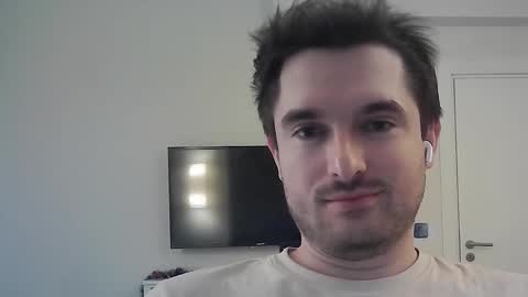 Snapshot of philborison chatting on 02/06/26, 12:30 PhilipBorison online show from 02/06/26, 12:30