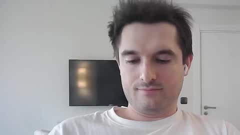 Snapshot of philborison chatting on 02/11/26, 01:16 PhilipBorison online show from 02/11/26, 01:16