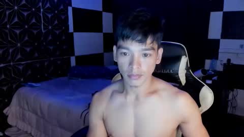 Snapshot of philhotbody chatting on 09/12/25, 02:17 AJ online show from 09/12/25, 02:17