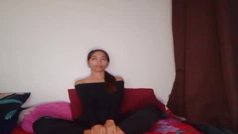 Snapshot of philippinas_white_man chatting on 12/28/24, 10:02 Online at weekends Friday to Sunday online show from 12/28/24, 10:02