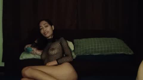 Online at weekends Friday to Sunday online show from 11/27/25, 08:00