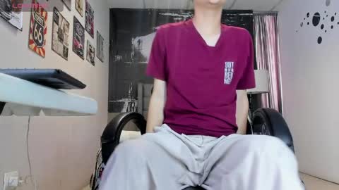 PHILLIP online show from 04/26/26, 06:16