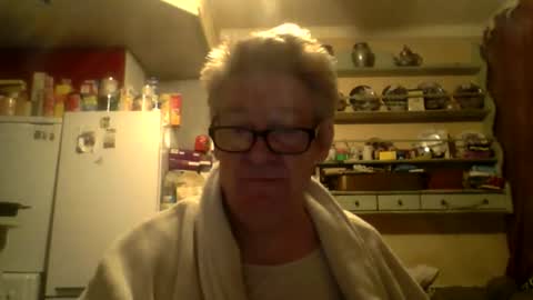 Snapshot of phillboys chatting on 01/16/26, 05:44 phillboys online show from 01/16/26, 05:44