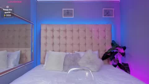 Phillip online show from 09/24/25, 11:41