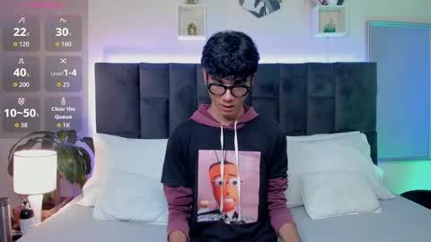 Phillip online show from 10/03/25, 09:34