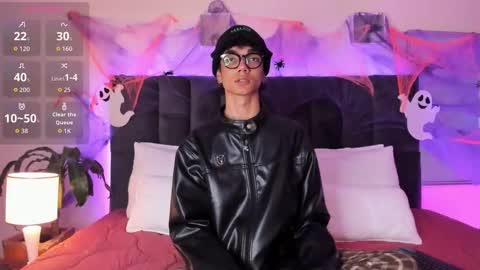 Phillip online show from 10/17/25, 12:14