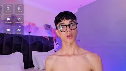 Phillip online show from 10/22/25, 09:36