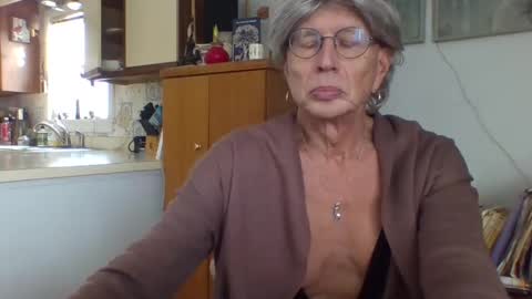 phillipa online show from 01/30/25, 06:21