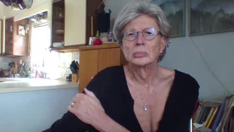 phillipa online show from 03/09/25, 03:49