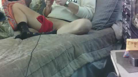 Snapshot of philliplease chatting on 11/03/25, 05:36 Phillchill online show from 11/03/25, 05:36