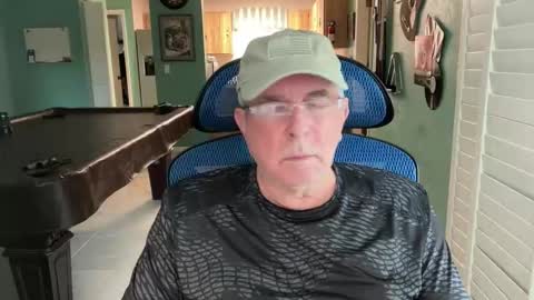 Snapshot of phillybill444 chatting on 12/05/25, 06:37 phillybill444 online show from 12/05/25, 06:37