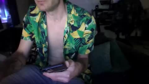 Snapshot of phinerg chatting on 03/18/26, 04:59 phinerg online show from 03/18/26, 04:59