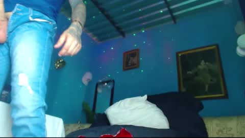 Snapshot of phlilloyhighclouds chatting on 01/03/25, 09:26 phlilloyhighclouds online show from 01/03/25, 09:26