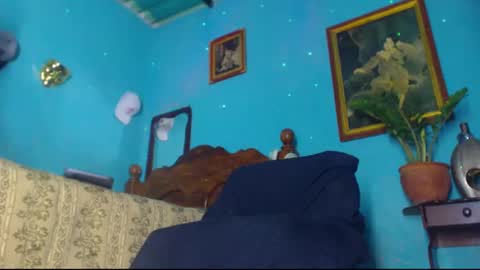 Snapshot of phlilloyhighclouds chatting on 01/20/25, 01:42 phlilloyhighclouds online show from 01/20/25, 01:42