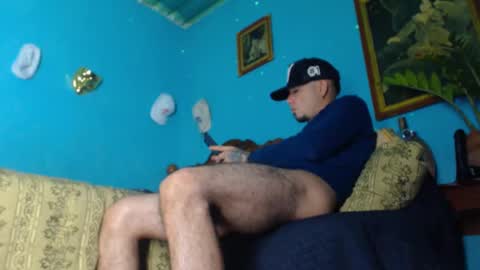 Snapshot of phlilloyhighclouds chatting on 01/28/25, 07:00 phlilloyhighclouds online show from 01/28/25, 07:00