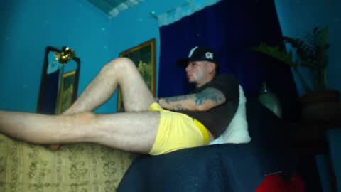 Snapshot of phlilloyhighclouds chatting on 02/02/25, 05:15 phlilloyhighclouds online show from 02/02/25, 05:15