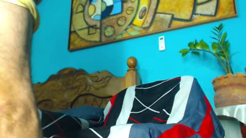 Snapshot of phlilloyhighclouds chatting on 09/15/25, 04:12 phlilloyhighclouds online show from 09/15/25, 04:12