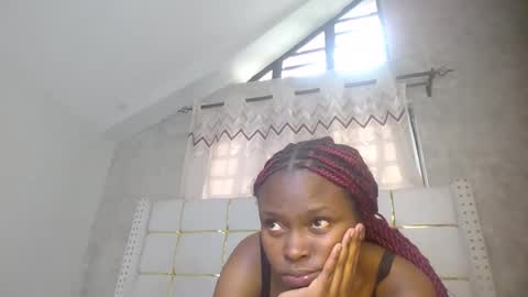 phoebe online show from 03/16/26, 05:44