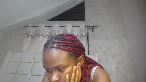 phoebe online show from 03/19/26, 07:18