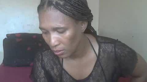 Snapshot of phoenixcandy chatting on 01/10/25, 12:15 phoenixcandy online show from 01/10/25, 12:15