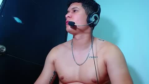 AdnierGnz online show from 02/14/25, 07:28