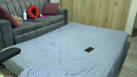 Sarah y Maximo online show from 02/27/25, 05:56