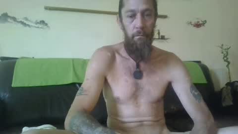 Snapshot of phorceofzen chatting on 07/01/26, 02:40 phorceofzen online show from 07/01/26, 02:40