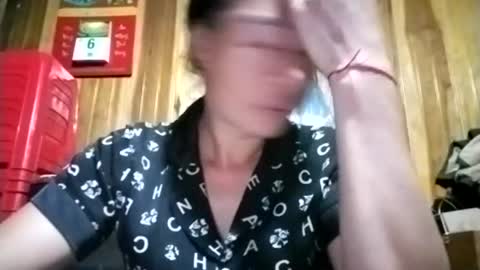 Snapshot of phuong_vietnam chatting on 07/10/26, 11:35 phuong_vietnam online show from 07/10/26, 11:35
