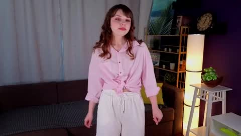 Snapshot of phylisamie chatting on 05/27/26, 03:36 Mary online show from 05/27/26, 03:36