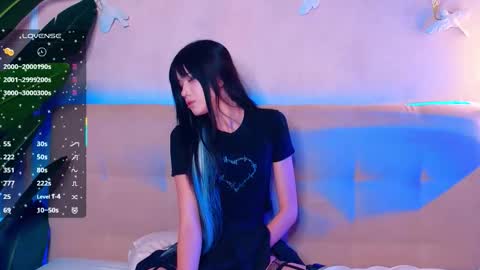 phyllissanchez online show from 10/26/25, 10:04