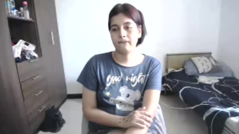 Snapshot of pia_alonzo30 chatting on 07/11/26, 07:05 izzy online show from 07/11/26, 07:05