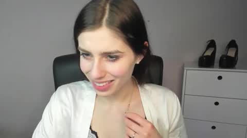 Snapshot of pia_desire chatting on 02/16/26, 02:46 P I A online show from 02/16/26, 02:46