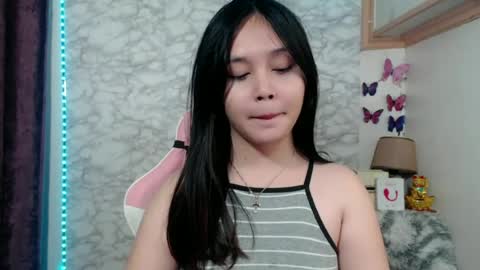 Ms Pia online show from 06/15/26, 11:07