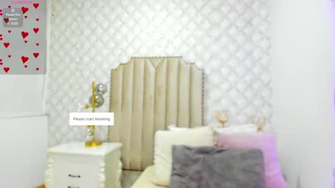 Snapshot of pia_johnson_ chatting on 02/27/25, 11:41 online show from 02/27/25, 11:41