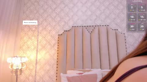 Snapshot of pia_johnson_ chatting on 11/28/25, 11:24 online show from 11/28/25, 11:24