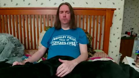 Snapshot of pianoman423 chatting on 09/28/25, 01:33 Jay online show from 09/28/25, 01:33