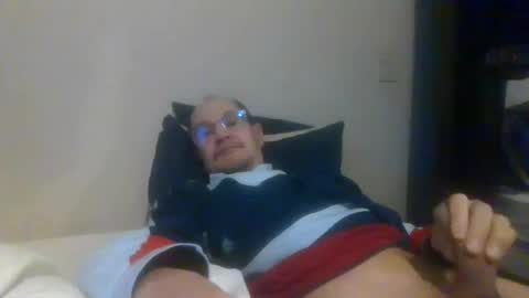 Snapshot of pichoun71 chatting on 01/17/25, 07:51 pichoun71 online show from 01/17/25, 07:51