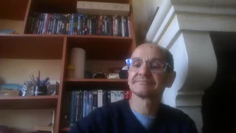 Snapshot of pichoun71 chatting on 02/01/25, 12:58 pichoun71 online show from 02/01/25, 12:58
