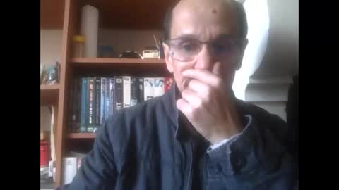 Snapshot of pichoun71 chatting on 03/09/25, 12:53 pichoun71 online show from 03/09/25, 12:53