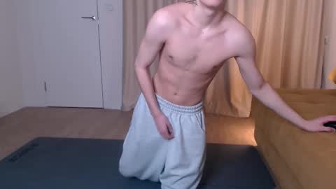 Snapshot of pickmerider chatting on 02/25/26, 10:52 pickmerider online show from 02/25/26, 10:52