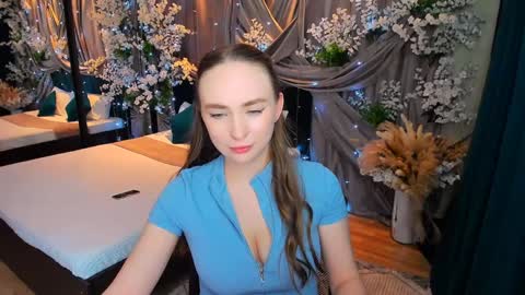 Emelie online show from 02/26/25, 01:43