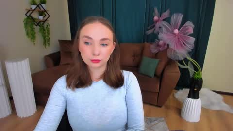 Emelie online show from 12/02/25, 10:20