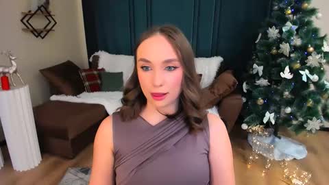 Emelie online show from 12/13/25, 08:04