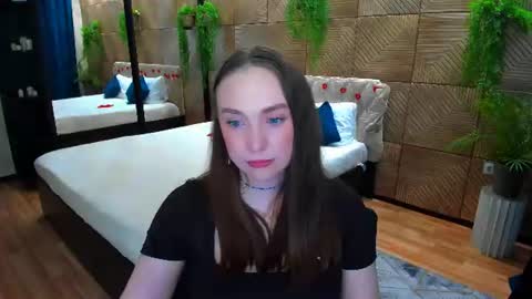 Emelie online show from 06/28/26, 11:38