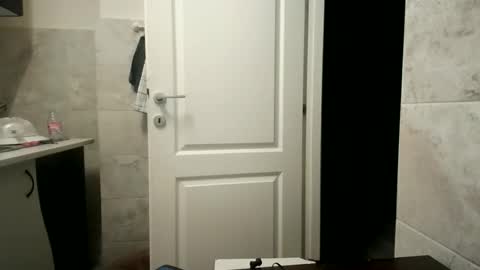 Moonie online show from 11/30/25, 10:03