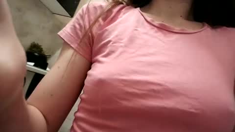 Moonie online show from 01/10/26, 07:04