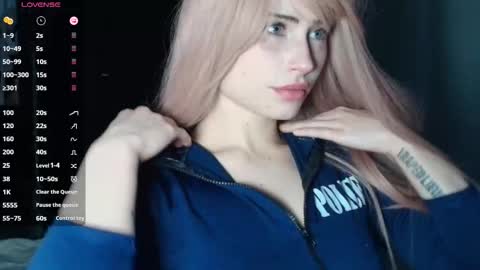 Snapshot of piera_ chatting on 11/26/25, 07:26 Piera online show from 11/26/25, 07:26